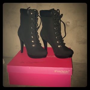 DAILENE Black boots